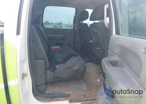 2014 Chevrolet Silverado 2500Hd Work Truck z USA, uszkodzony, nr VIN 1GC1CVC84EF176760